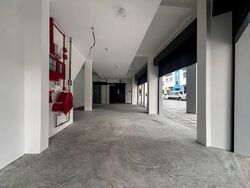 Sims Avenue (D14), Shop House #568039021
